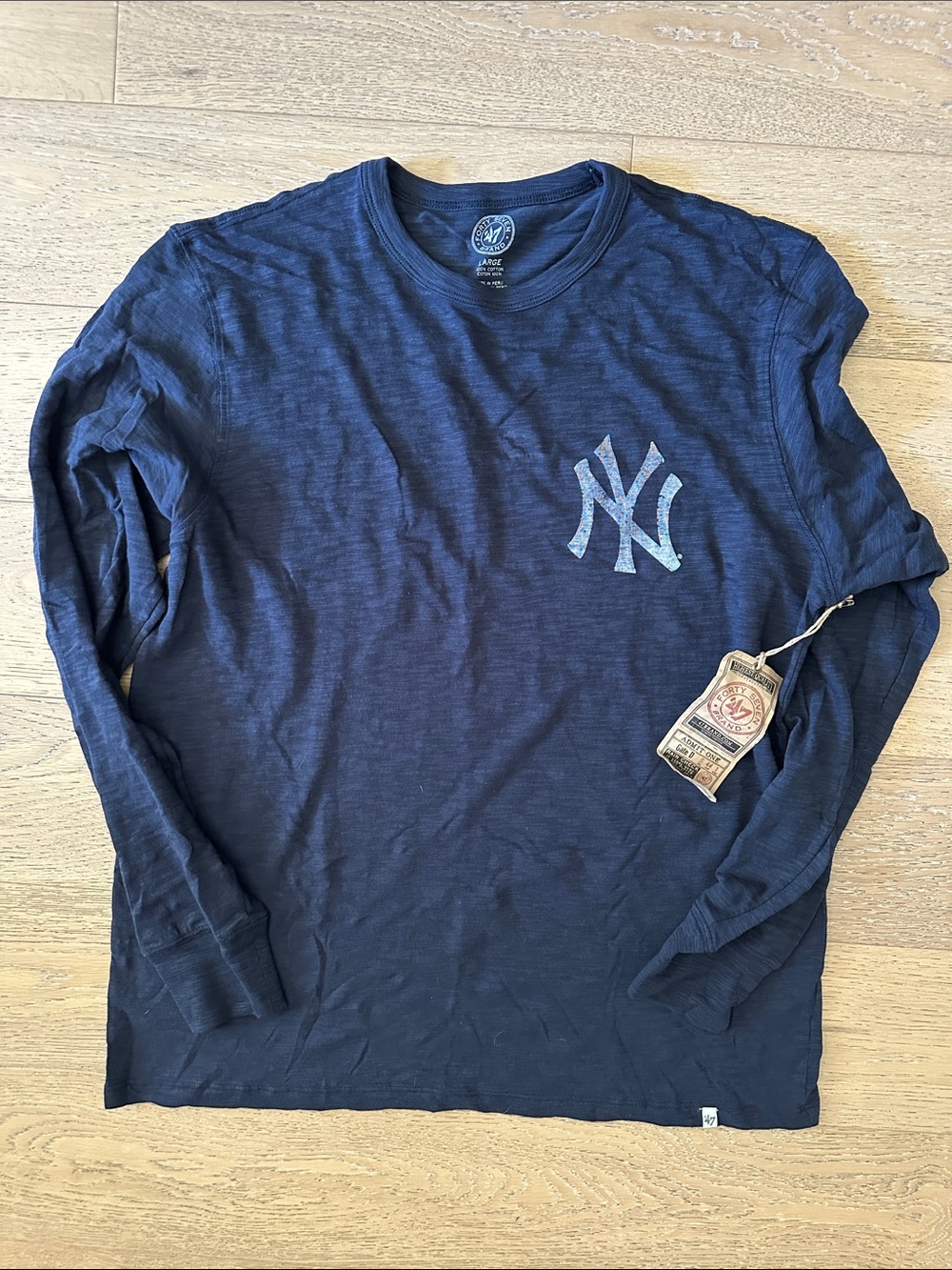 ‘47 Men's Long Sleeve Yankees Crewneck Shirt - Navy
